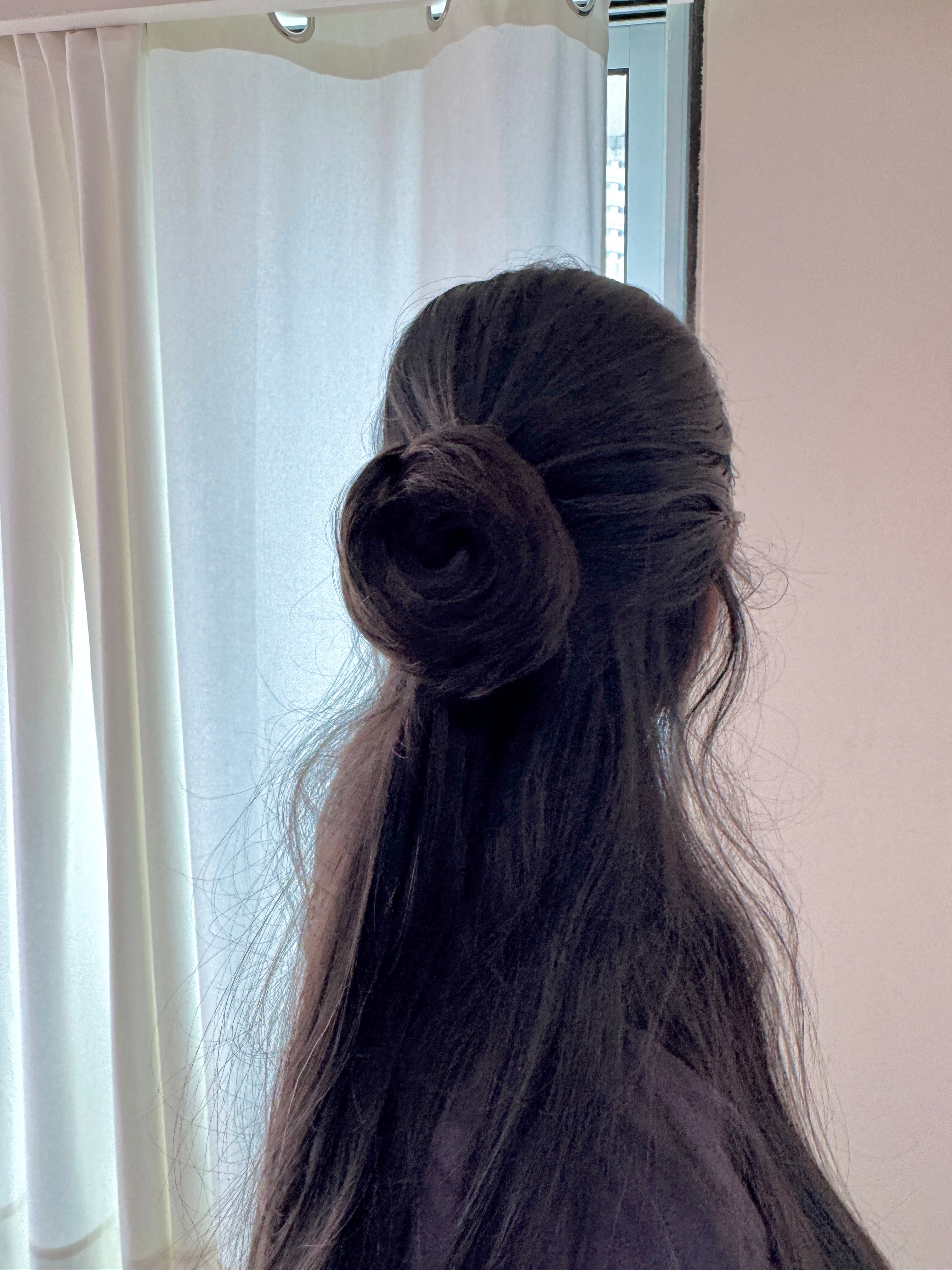 Claw Bun or Clutch Bun | Presh Beauti